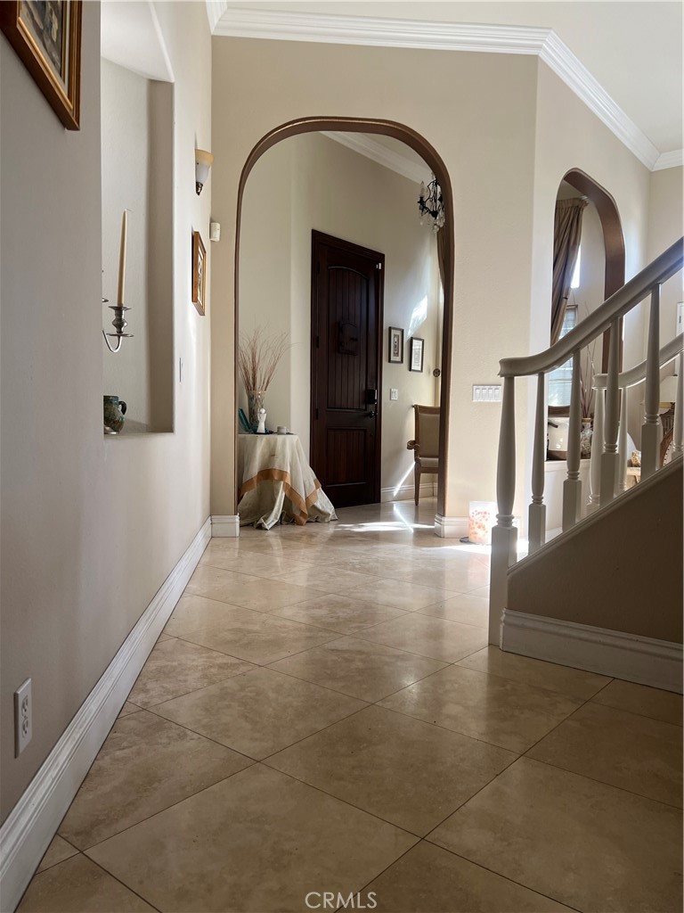 11105 Means Tustin, CA 92782 - Photo 21 of 23 a view of lobby with mirror