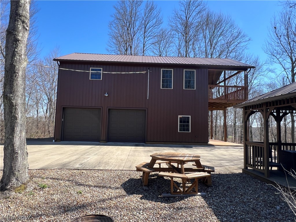 5180 Fresno Road Northwest Dellroy, OH 44620 - Photo 3 of 47
