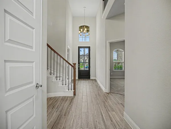$529,990 | 140 Crystal Lk Lane, Red Oak, TX 75154