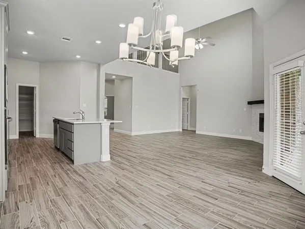 $529,990 | 140 Crystal Lk Lane, Red Oak, TX 75154