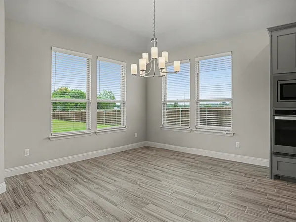 $529,990 | 140 Crystal Lk Lane, Red Oak, TX 75154