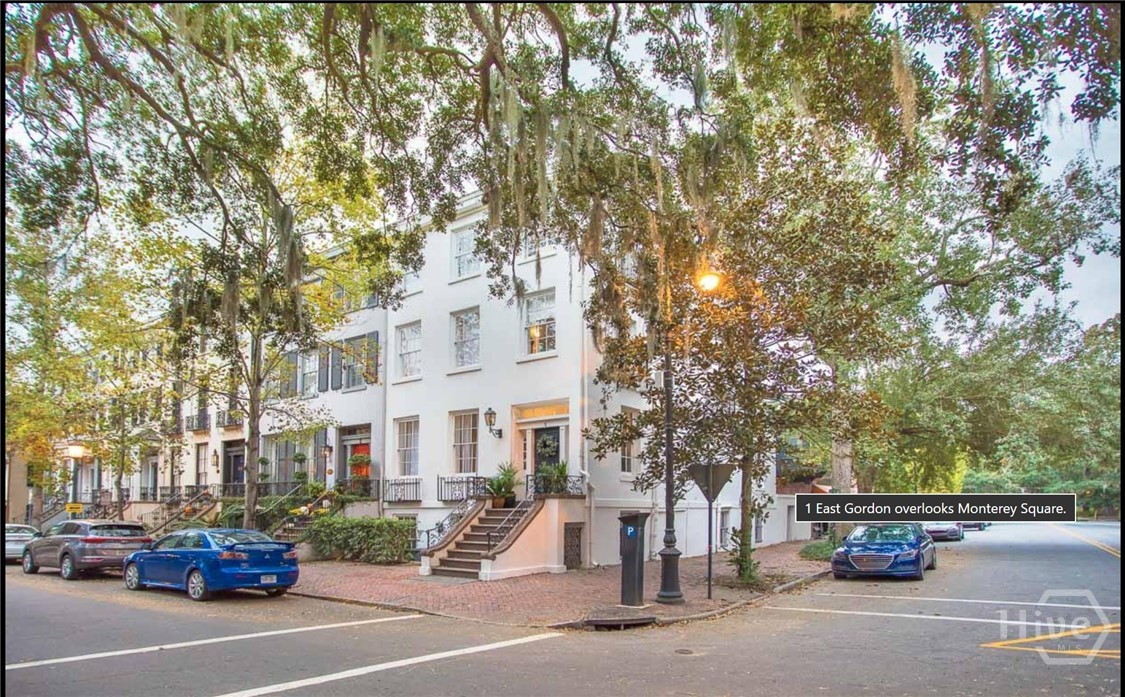 1 East Gordon Street, Unit 2 Savannah, GA 31401 - Photo 3 of 43