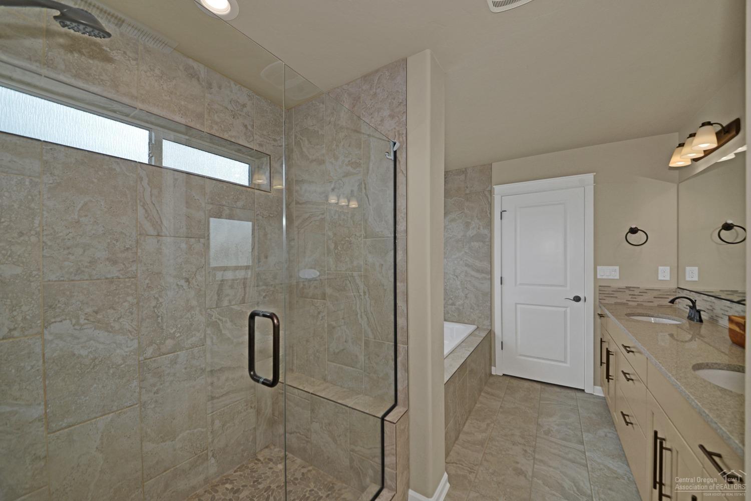 61041 Manhae Loop Bend, OR 97702 - Photo 19 of 25 Additional Photo