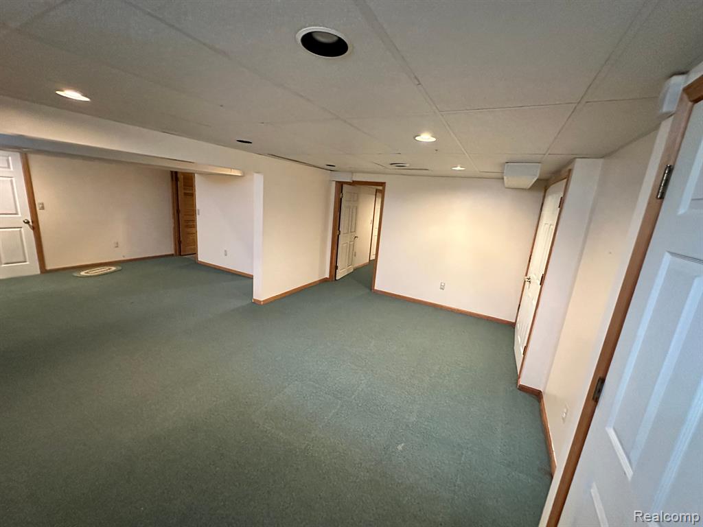 577 Lexington Drive Rochester, MI 48307 - Photo 28 of 29