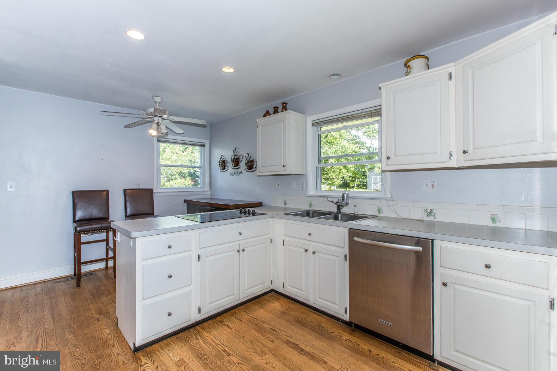 10112 Clearspring Road Damascus, MD 20872 - Photo 2 of 30 Kitchen