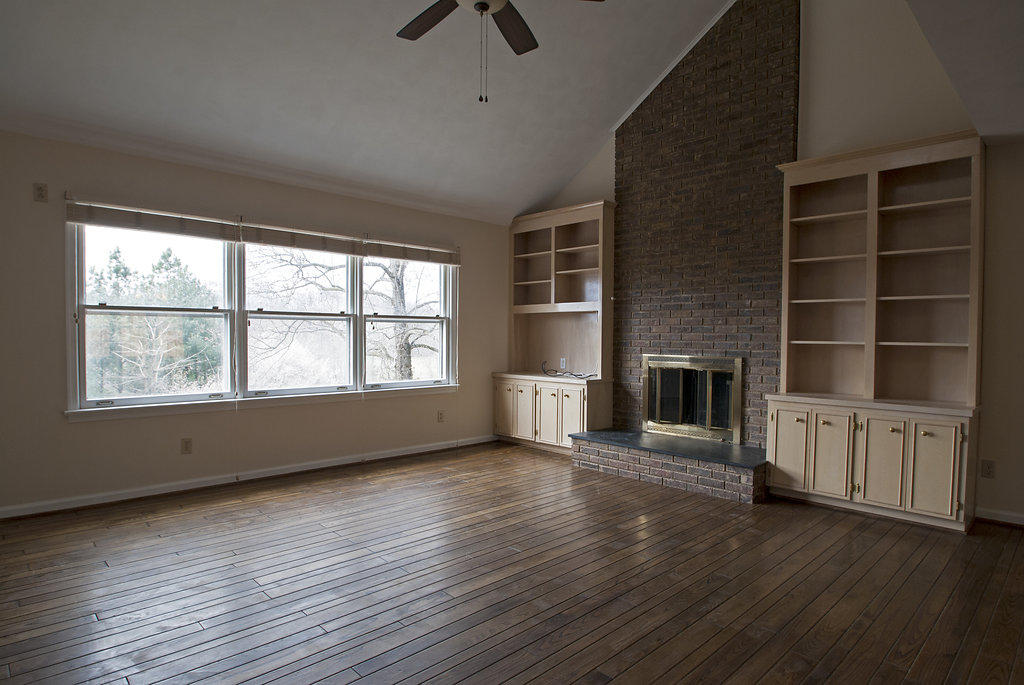 8131 Olsen Road Roanoke, VA 24019 - Photo 11 of 32 DSC_0399