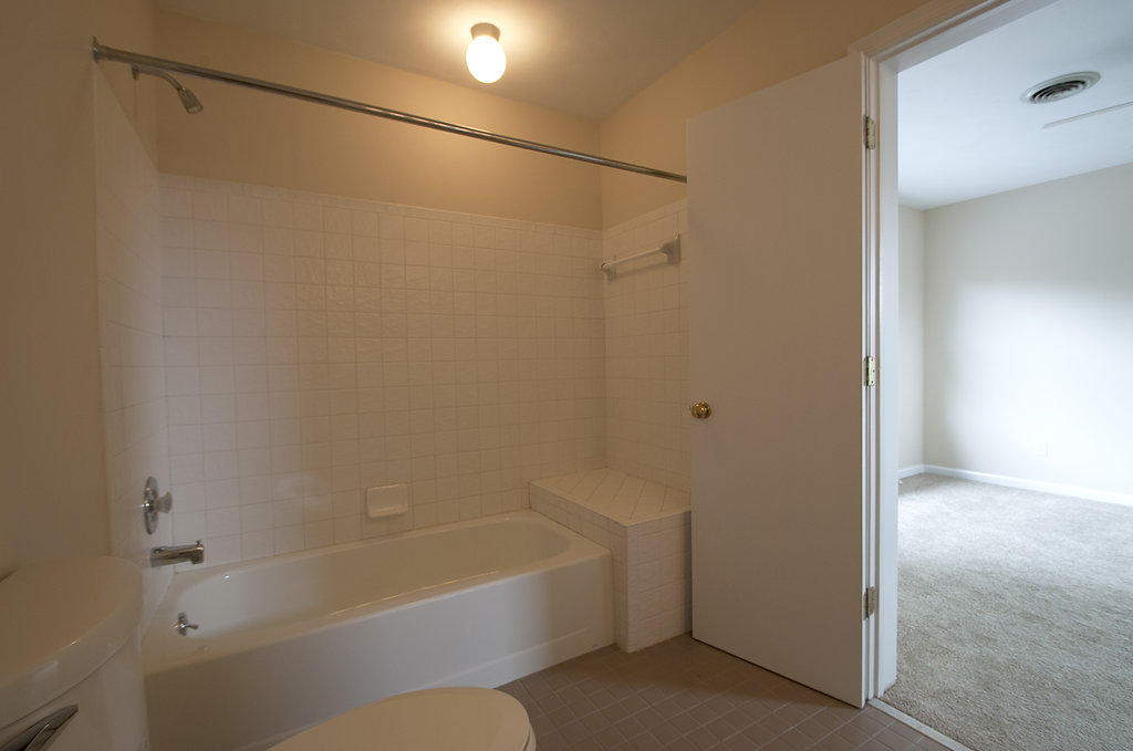 8131 Olsen Road Roanoke, VA 24019 - Photo 20 of 32 DSC_0421