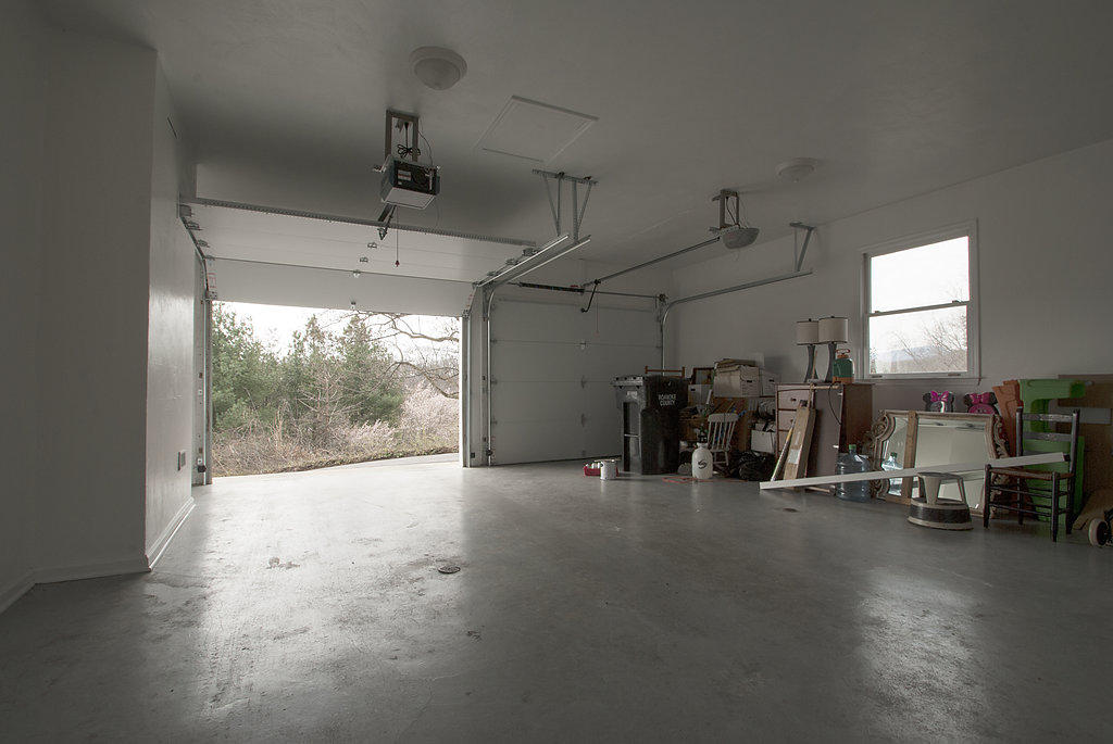 8131 Olsen Road Roanoke, VA 24019 - Photo 27 of 32 DSC_0442