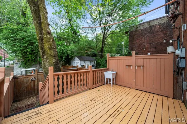 $275,000 | 1200 MacKay Place, St. Louis, MO 63104
