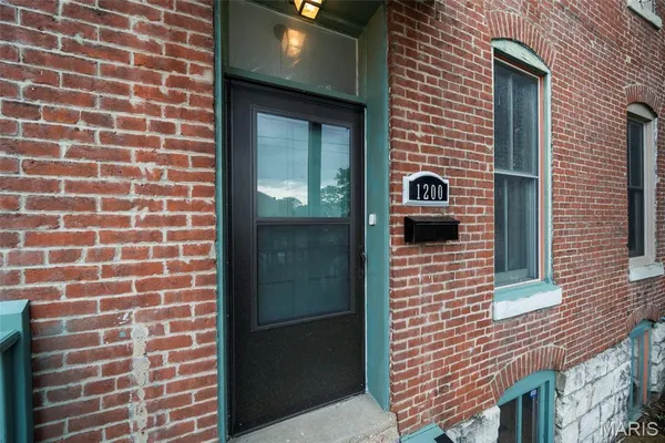 $275,000 | 1200 MacKay Place, St. Louis, MO 63104