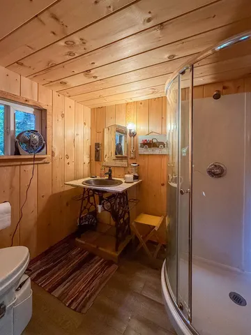 $189,500 | 307 Kidder Hill Ridge, Irasburg, VT 05845