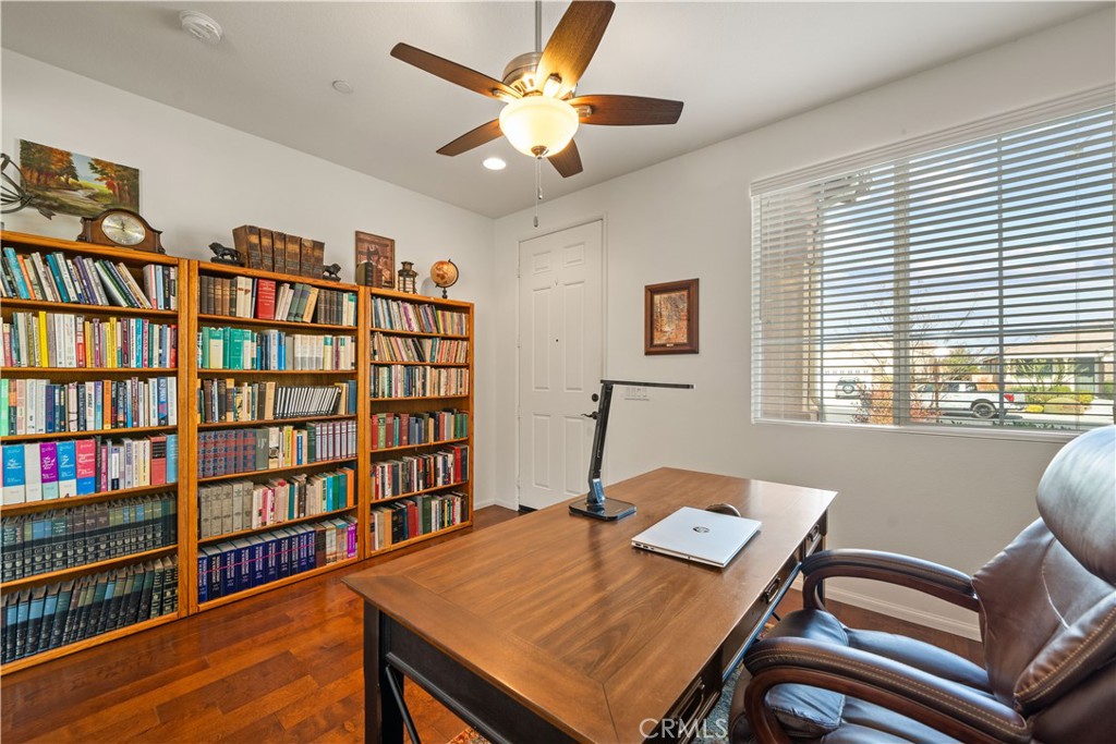 26519 Rim Creek Path Menifee, CA 92584 - Photo 10 of 45