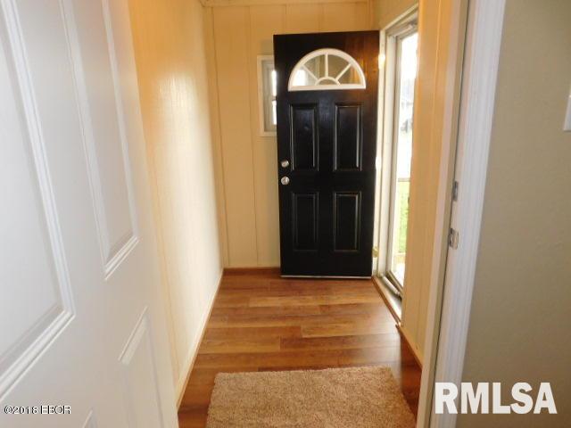 308 Roddy Road Salem, IL 62881 - Photo 3 of 50 Gallery Image 3