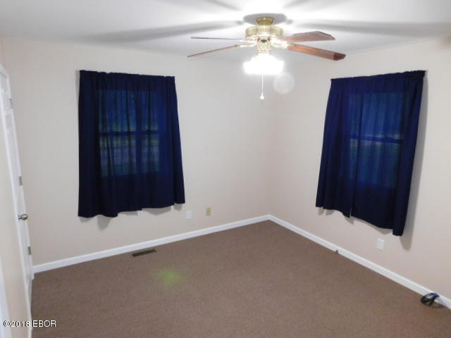 308 Roddy Road Salem, IL 62881 - Photo 34 of 50 Gallery Image 34