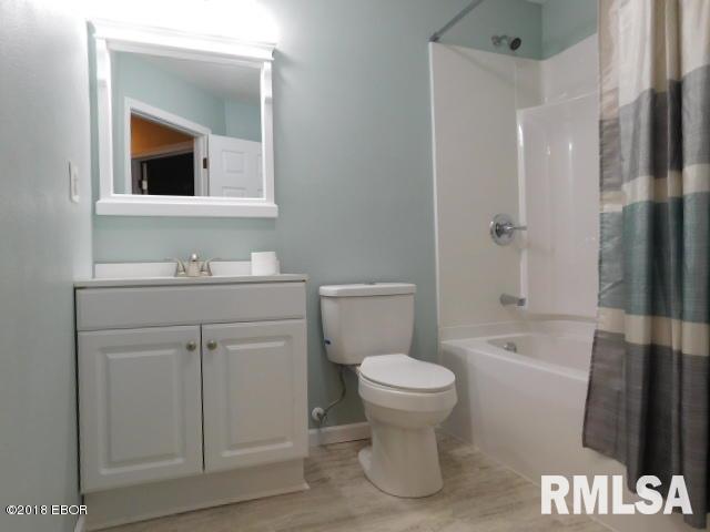 308 Roddy Road Salem, IL 62881 - Photo 8 of 50 Gallery Image 8