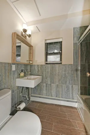 $2,950 | 80 Lincoln Avenue, Unit A6, Rockville Centre, NY 11570