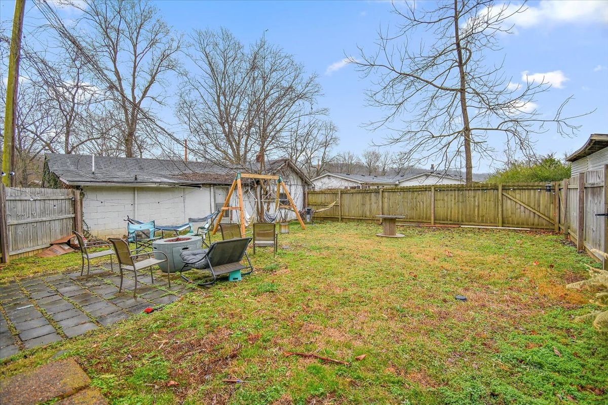 1081 Slaters Creek Road Goodlettsville, TN 37072 - Photo 15 of 22 a view of a house with swimming pool and sitting area