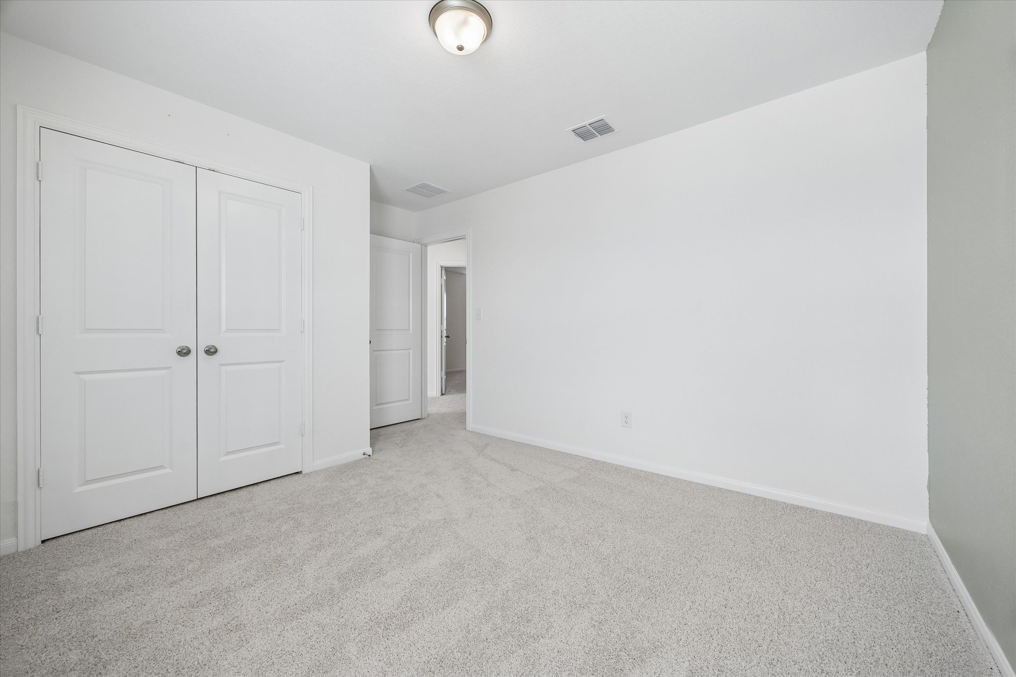 157 LT Rusty Drive Jarrell, TX 76537 - Photo 24 of 39 a view of an empty room