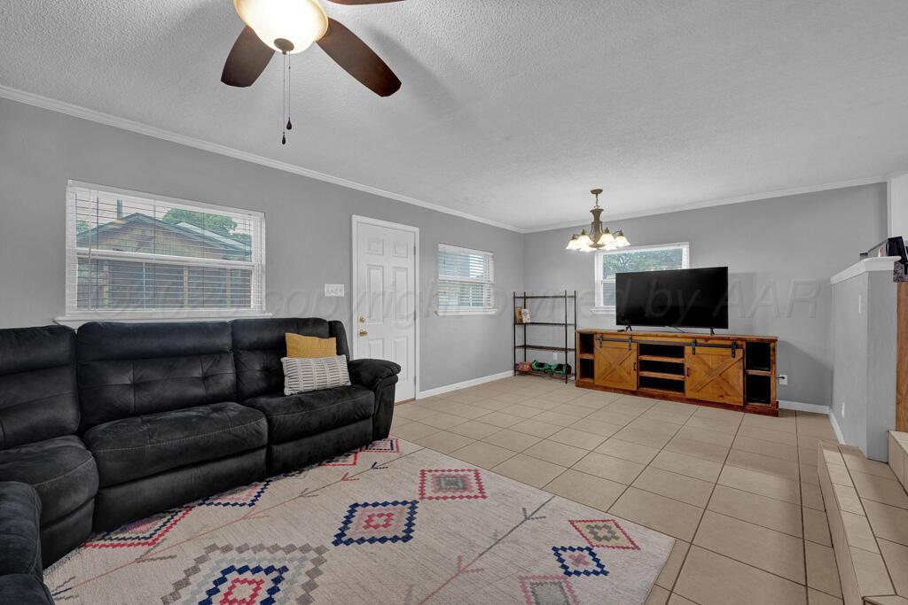 4206 South Ong Street Amarillo, TX 79110 - Photo 6 of 24 kitchen 5