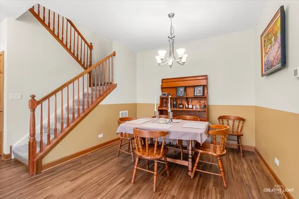 $345,000 | 407 Bluegrass Parkway, Oswego, IL 60543