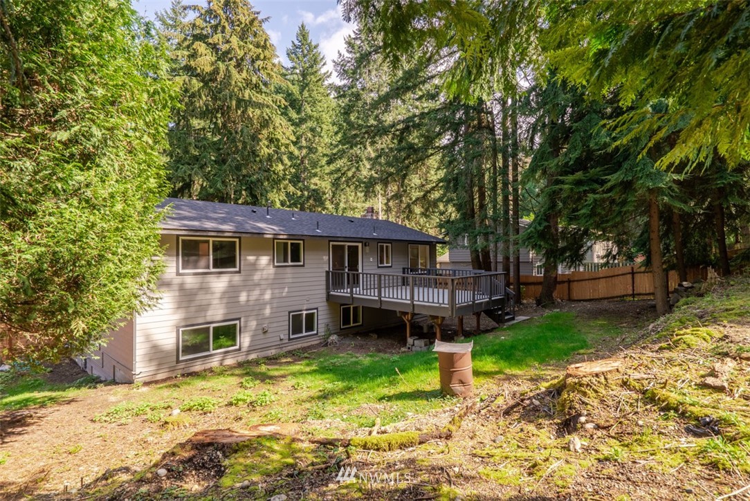 7062 Meadowdale Beach Road Edmonds, WA 98026 - Photo 20 of 25 Gallery Image 20