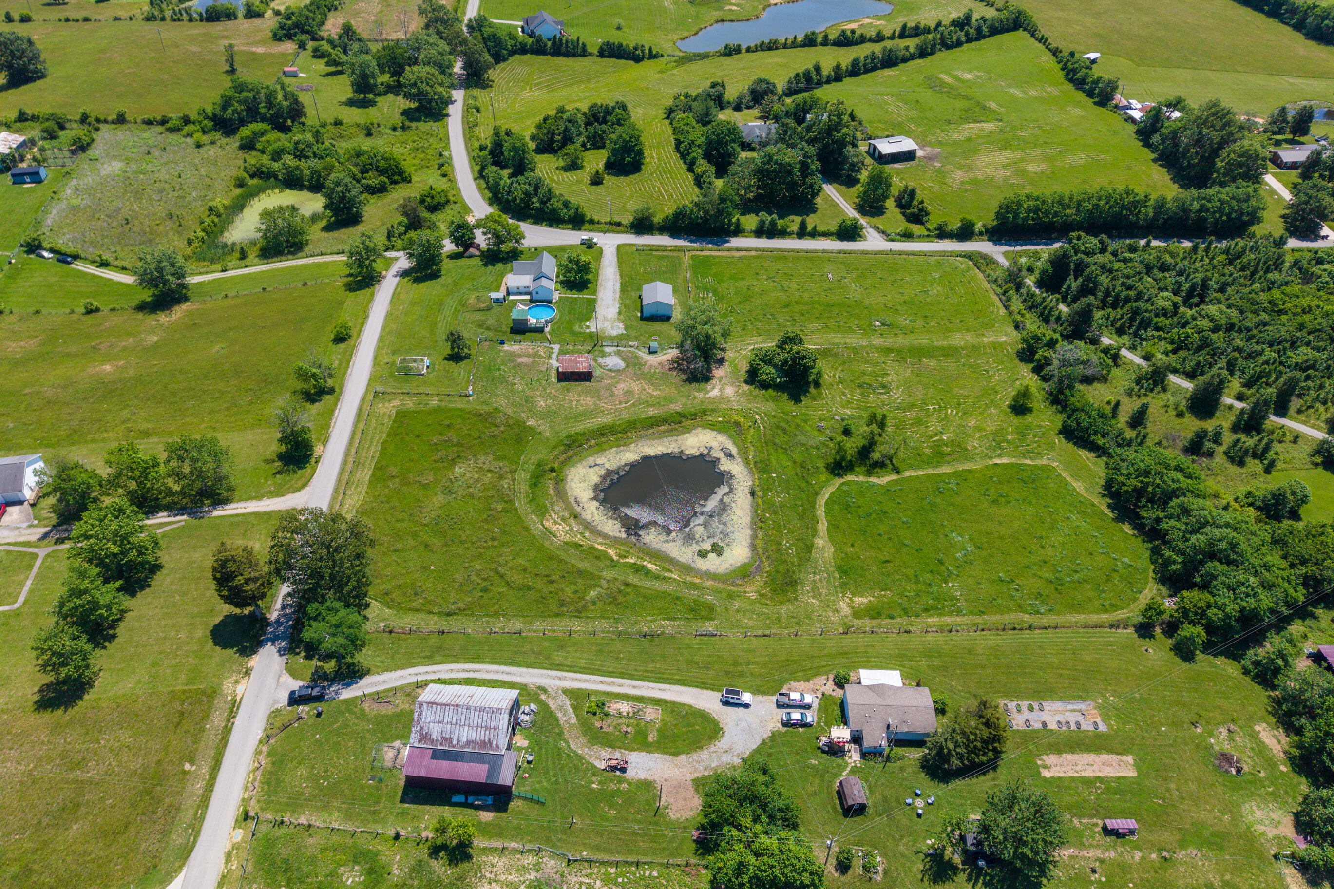 1160 Hopewell Road Harrodsburg, KY 40330 - Photo 37 of 51 20260602-1160-Hopewell-Rd-drone-fh-008_w