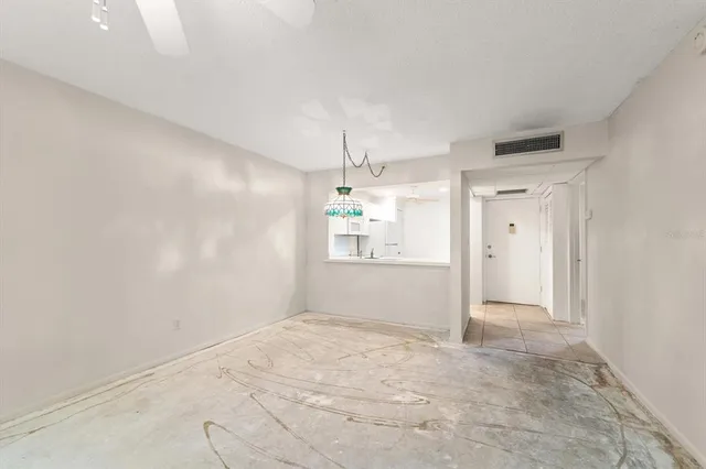 $149,000 | 12300 Vonn Road, Unit 4106, Largo, FL 33774