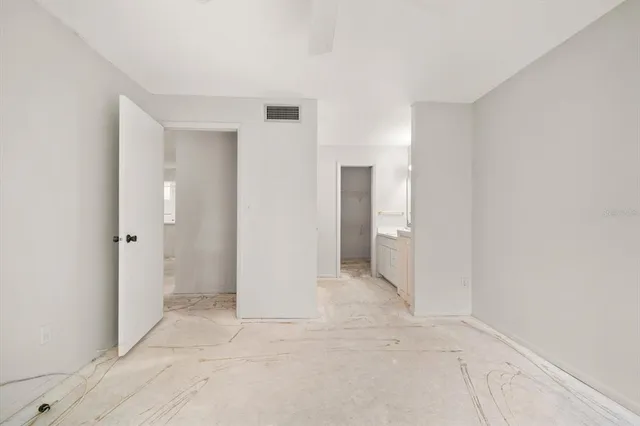 $149,000 | 12300 Vonn Road, Unit 4106, Largo, FL 33774