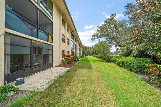 $149,000 | 12300 Vonn Road, Unit 4106, Largo, FL 33774