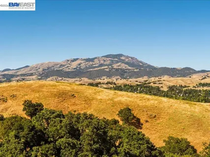 $1,999,998 | 882 Via Palermo, San Ramon, CA 94583