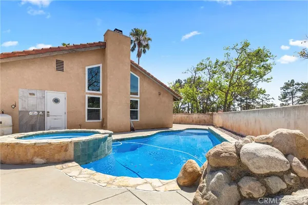 $955,000 | 11 Vía Becerra, Rancho Santa Margarita, CA 92688