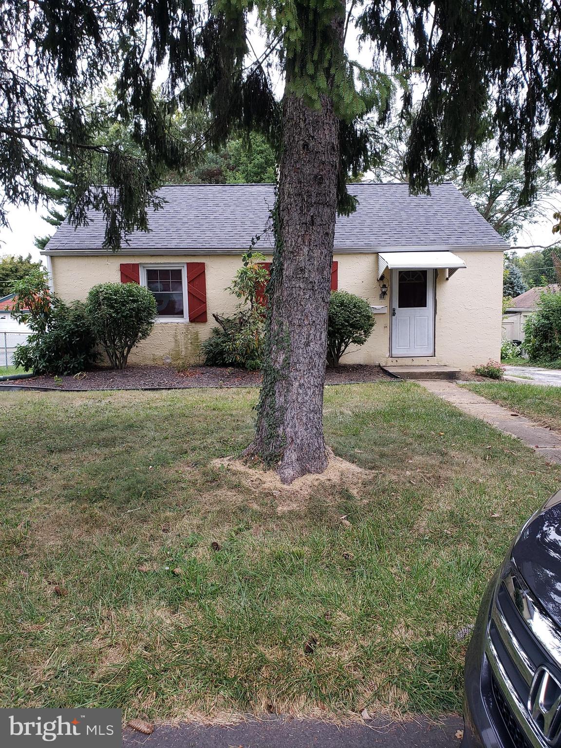 11 Beryl Road Paoli, PA 19301 - Photo 3 of 18