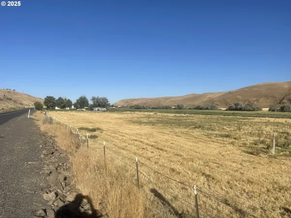 $339,500 | 62886 Highway 74, Ione, OR 97843