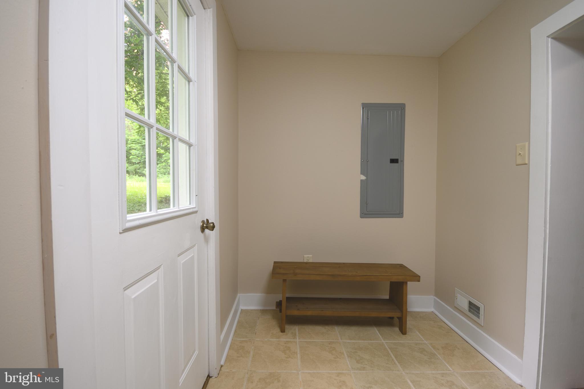 169 Creek Road Toms Brook, VA 22660 - Photo 21 of 36 LAUNDRY/MUD ROOM