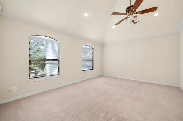 $2,800 | 5329 Egbert Street, Unit C, Houston, TX 77007