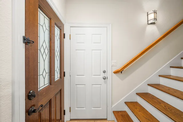 $2,800 | 5329 Egbert Street, Unit C, Houston, TX 77007