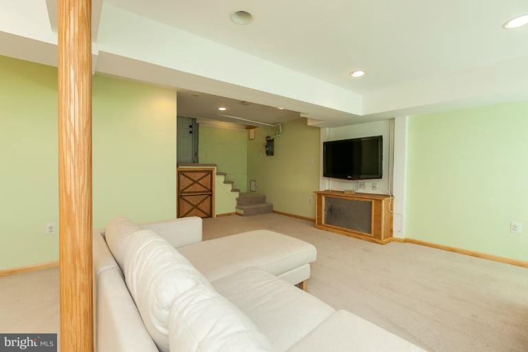 4411 Harcourt Road Baltimore, MD 21214 - Photo 19 of 30 Basement