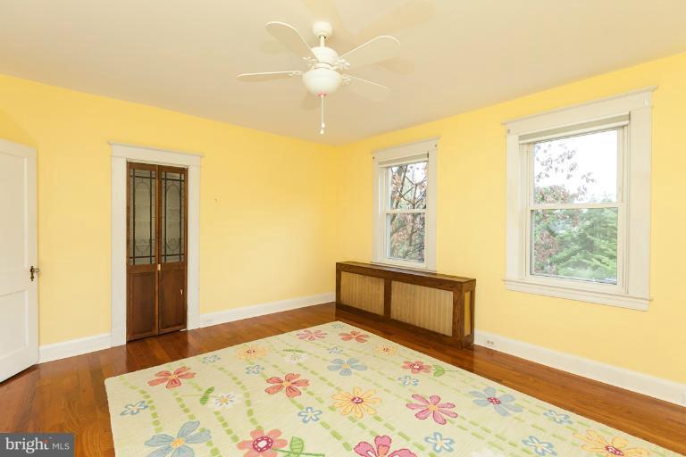 4411 Harcourt Road Baltimore, MD 21214 - Photo 26 of 30 Bedroom