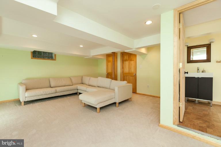 4411 Harcourt Road Baltimore, MD 21214 - Photo 27 of 30 Basement