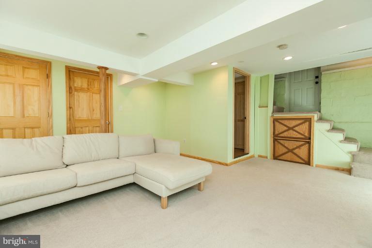 4411 Harcourt Road Baltimore, MD 21214 - Photo 7 of 30 Basement