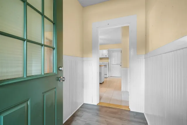 $2,100 | 106 Bismark Street, Manchester, NH 03102