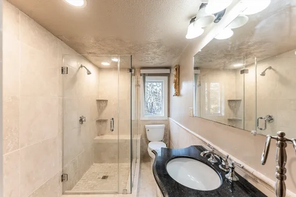 $1,075,000 | 92 Lookout Point Road, Plymouth, MA 02360