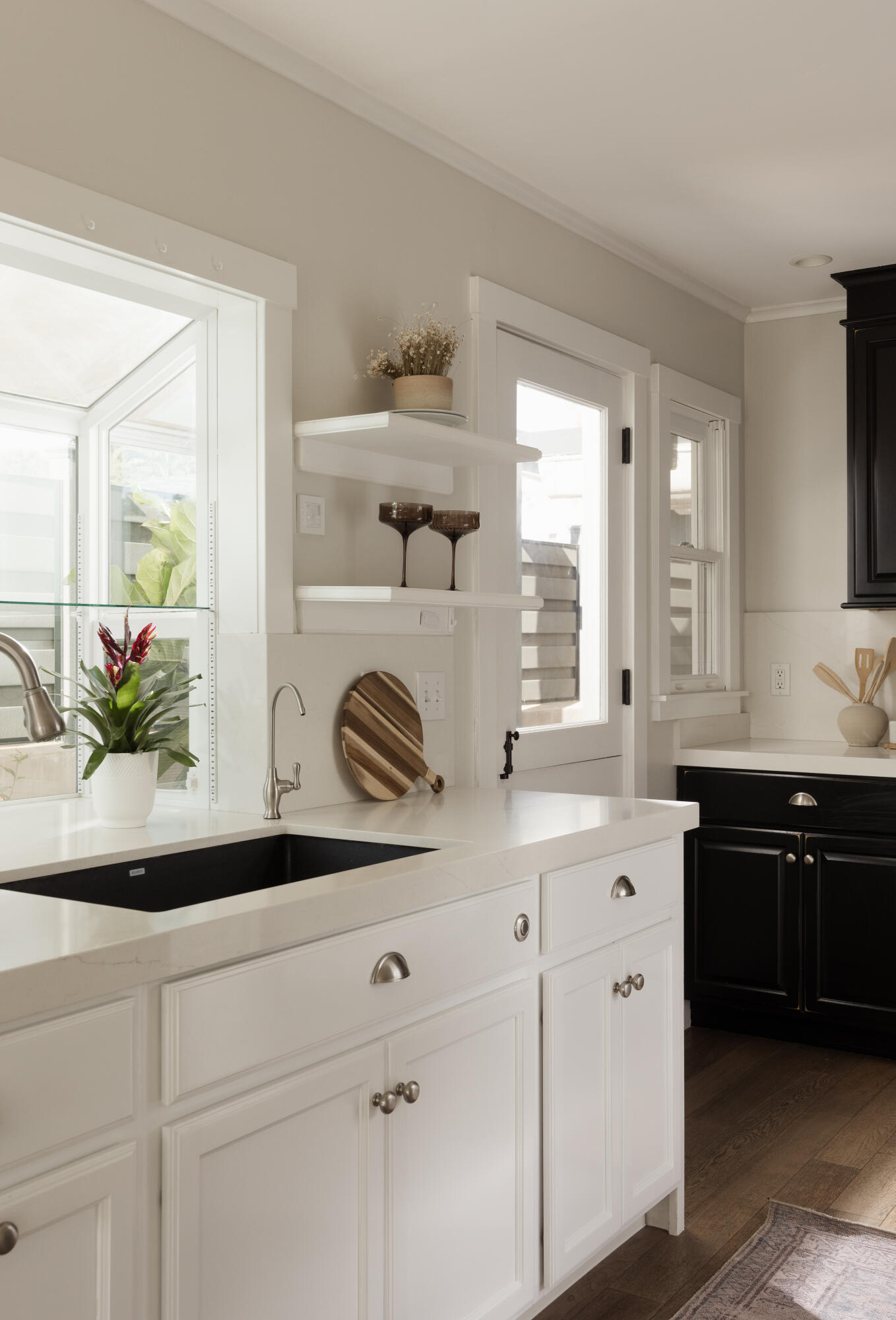 2715 Vernon Road Santa Barbara, CA 93105 - Photo 14 of 36 11. Kitchen2