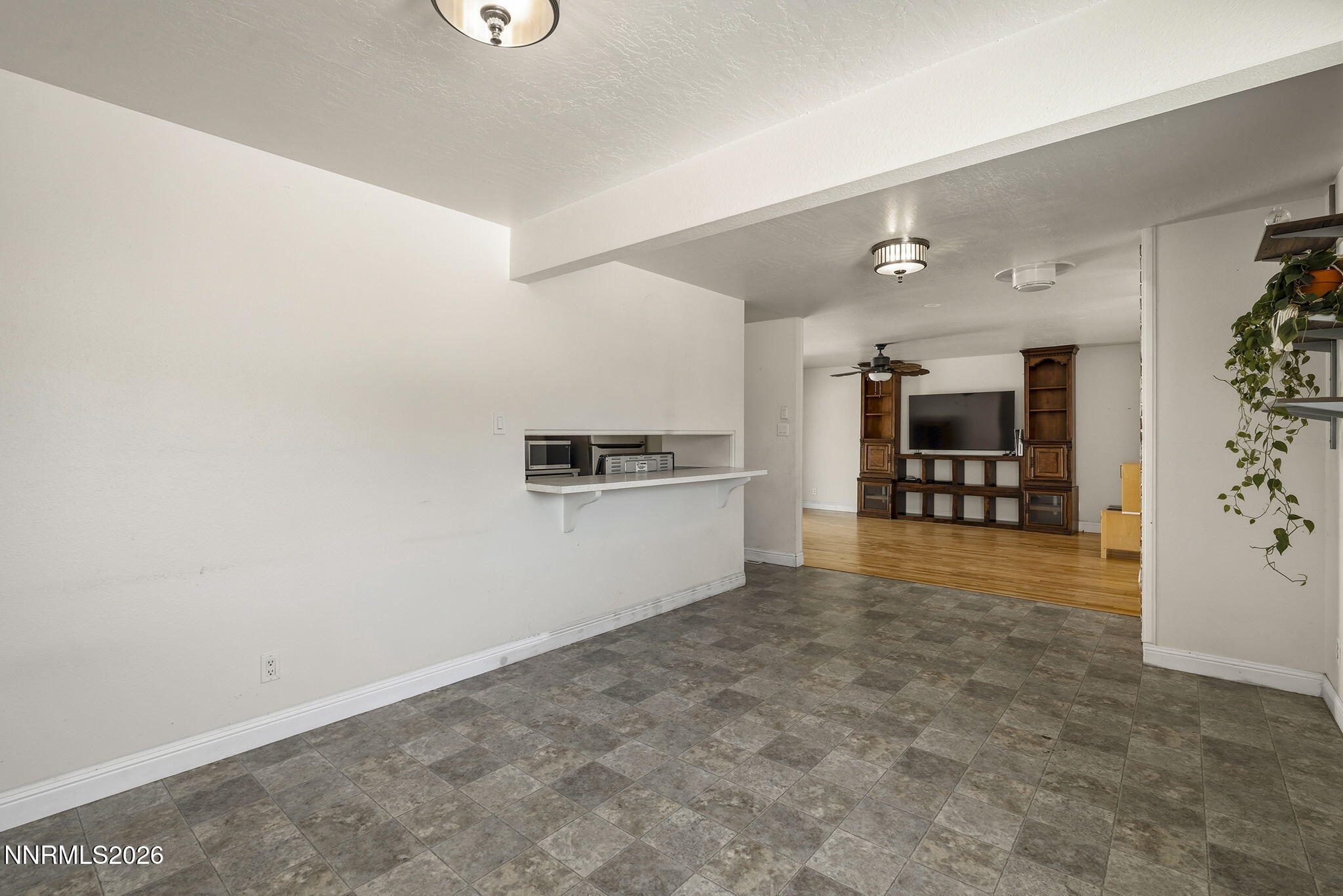 2630 Probasco Way Sparks, NV 89431 - Photo 11 of 24 12-web-or-mls-_DSC4265