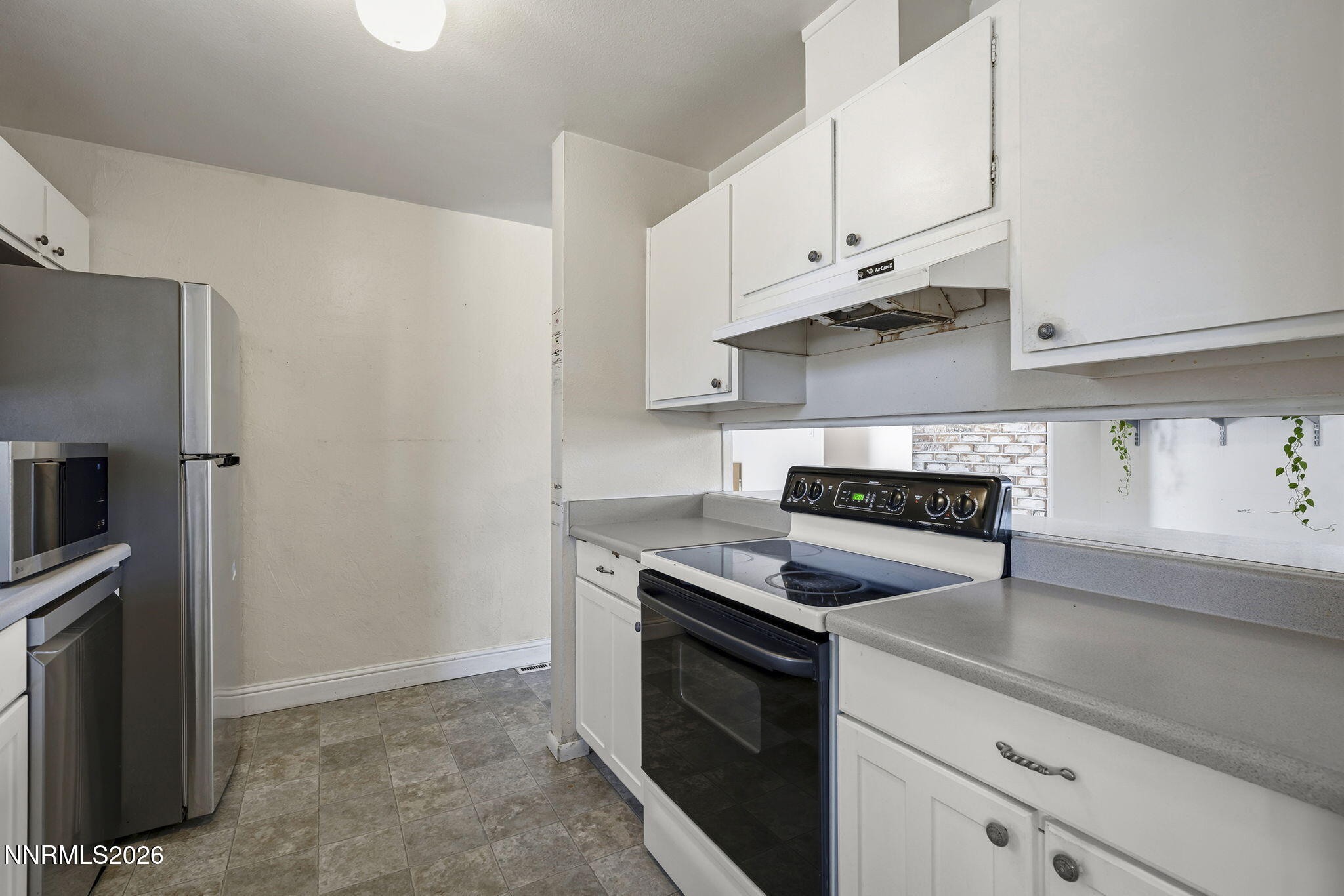 2630 Probasco Way Sparks, NV 89431 - Photo 15 of 24 15-web-or-mls-_DSC4279
