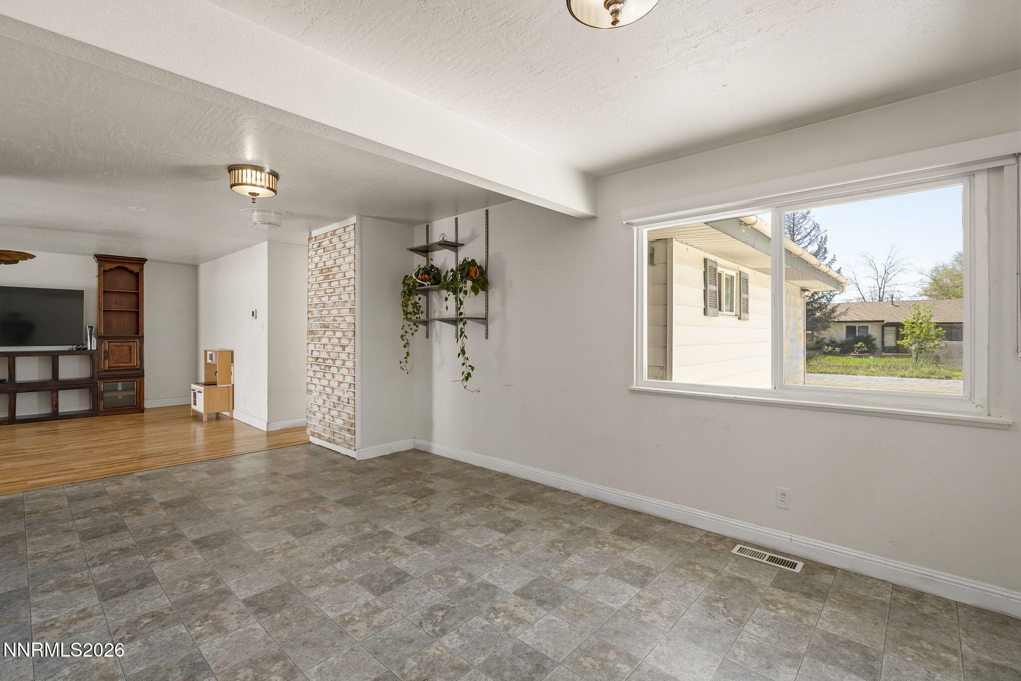 2630 Probasco Way Sparks, NV 89431 - Photo 10 of 24 11-web-or-mls-_DSC4259