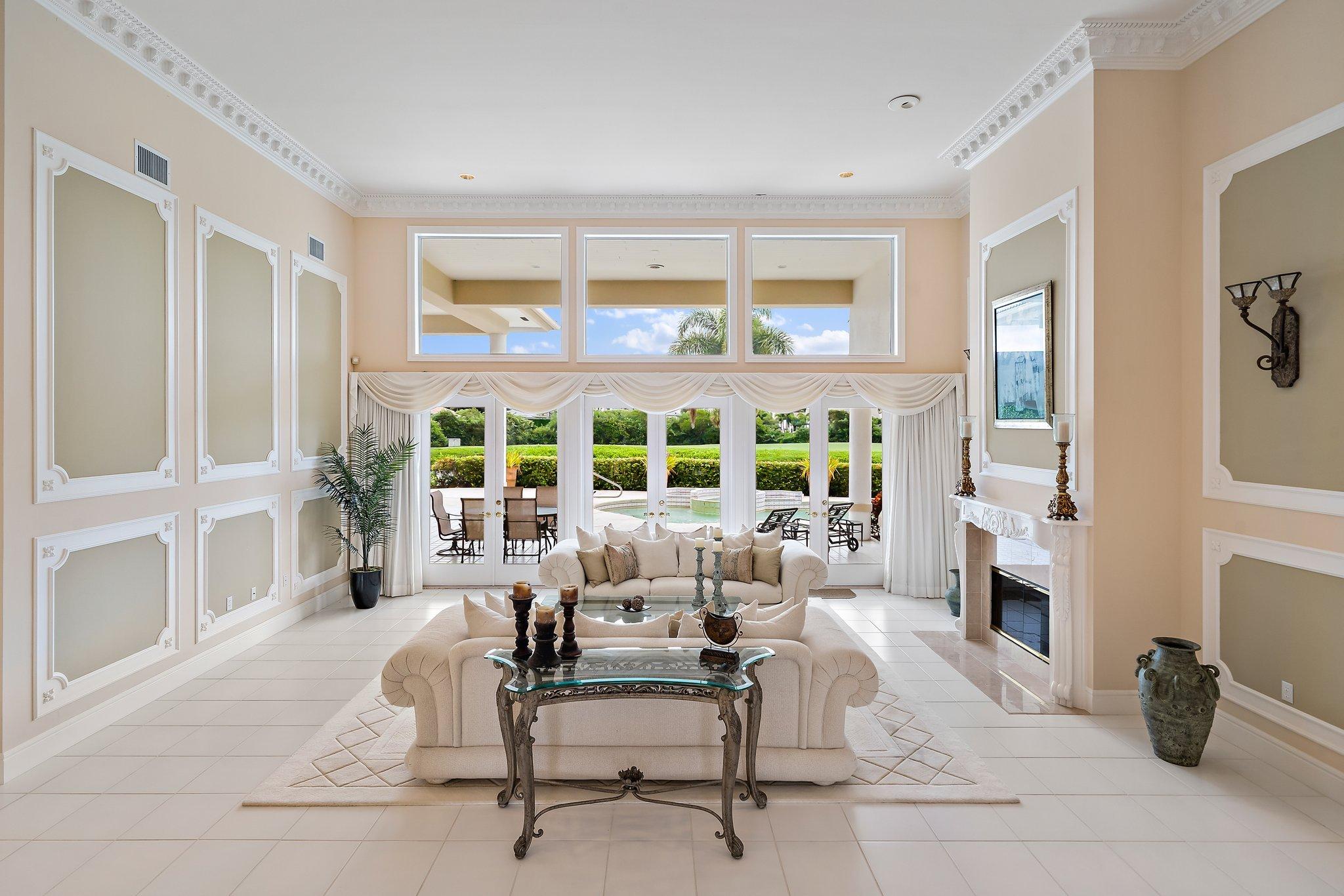 3388 Barrow Island Road Jupiter, FL 33477 - Photo 12 of 59 Living room with private views of course