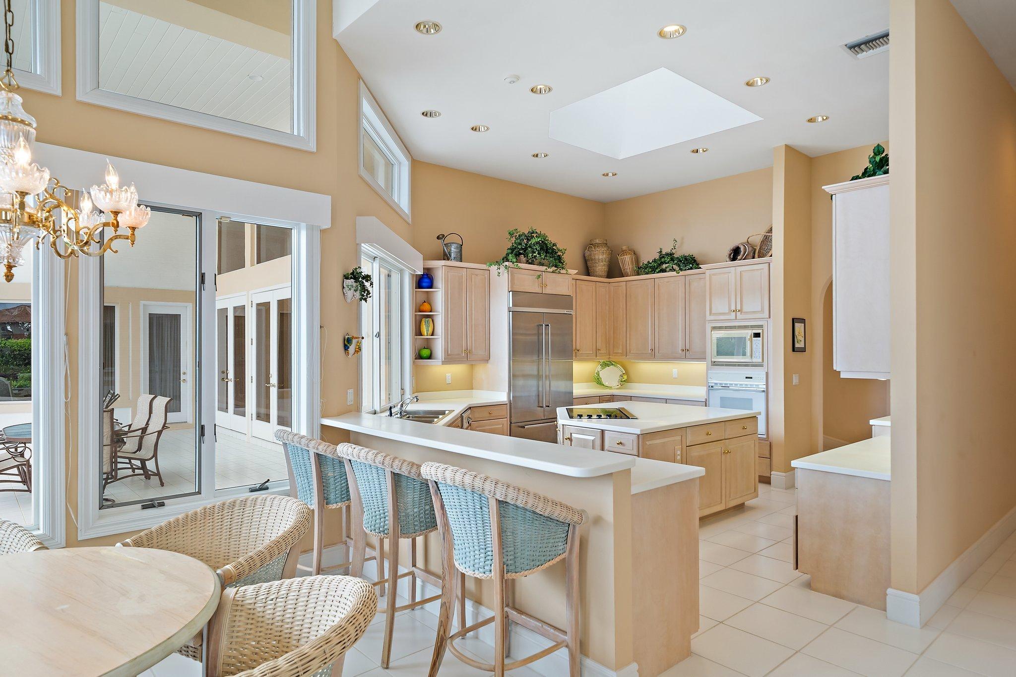 3388 Barrow Island Road Jupiter, FL 33477 - Photo 23 of 59 Open kitchen fabulous for entertaining