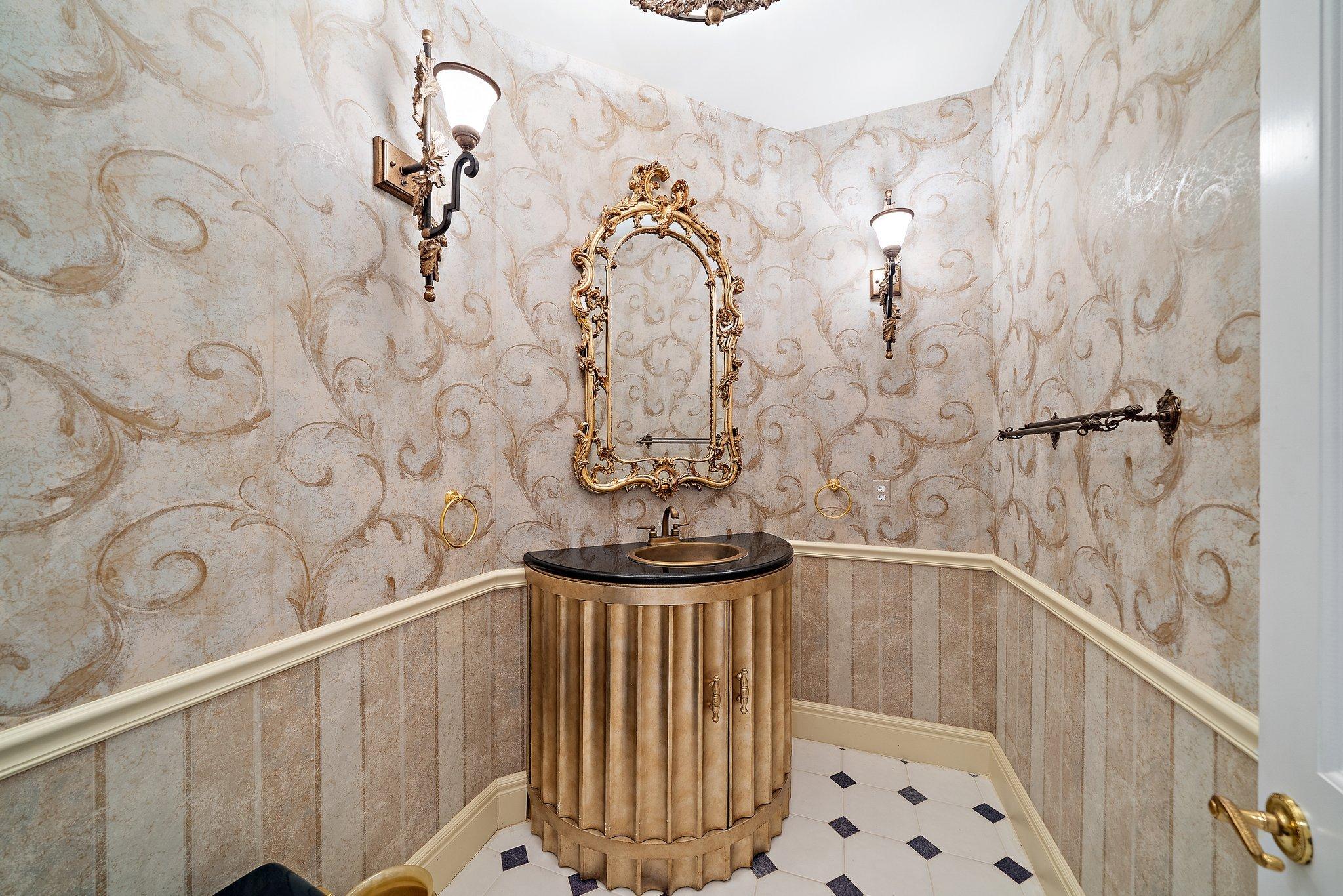 3388 Barrow Island Road Jupiter, FL 33477 - Photo 46 of 59 Powder room