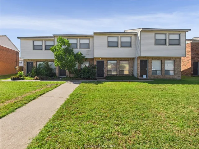 $1,050 | 704 San Pedro Drive, Unit A, College Station, TX 77845